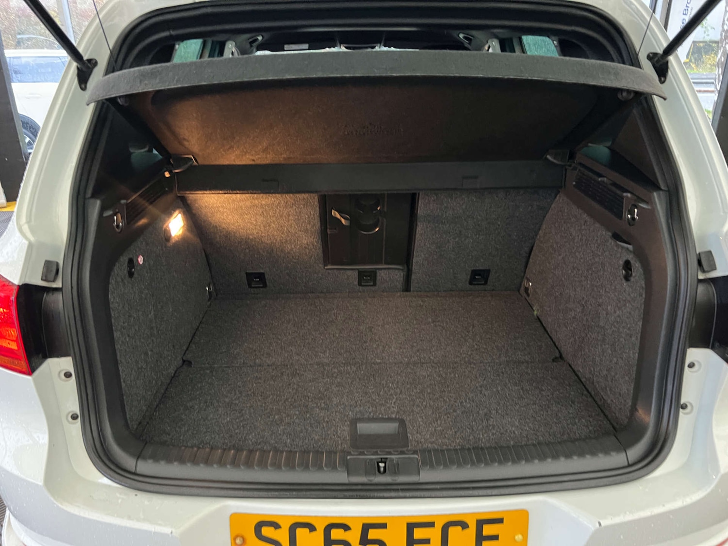 Used Volkswagen Tiguan 2015 for sale - 76477437: Photo 30