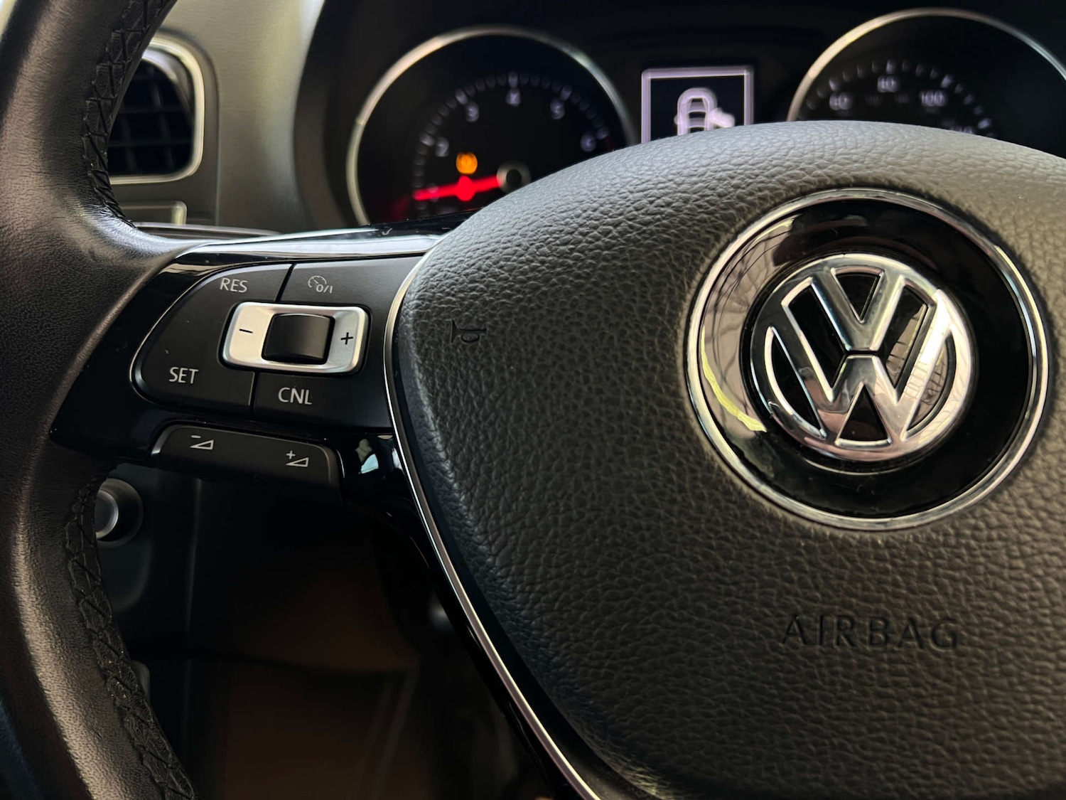 Used Volkswagen Polo 2016 for sale - 77573078: Photo 15