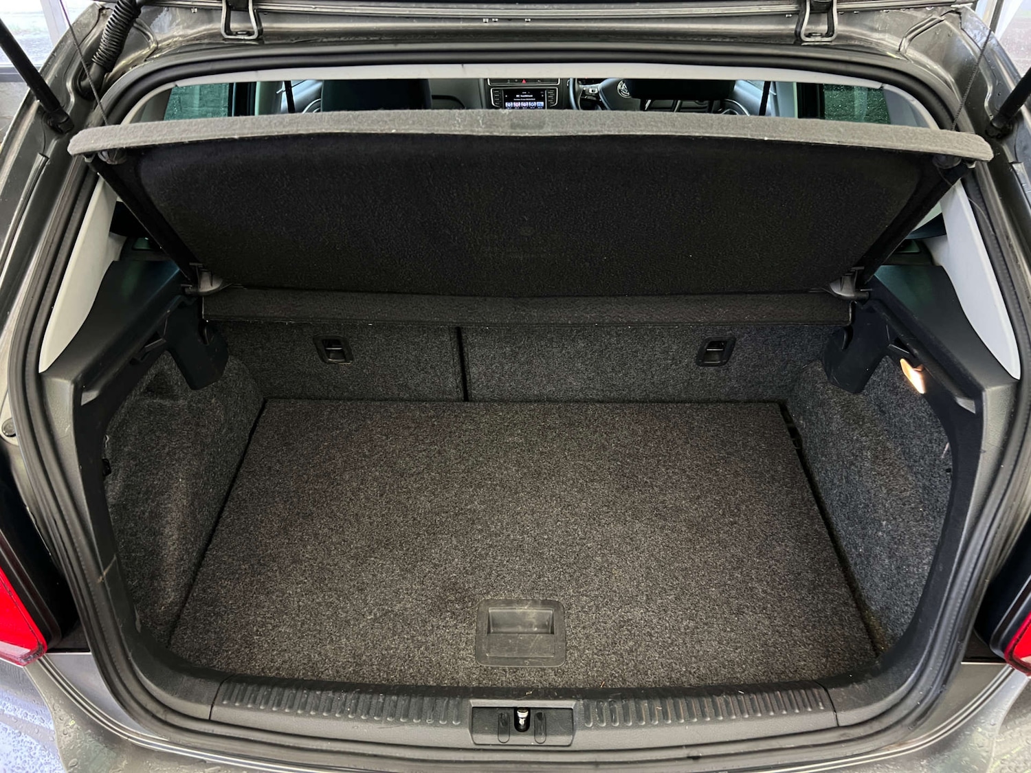 Used Volkswagen Polo 2016 for sale - 77573078: Photo 24