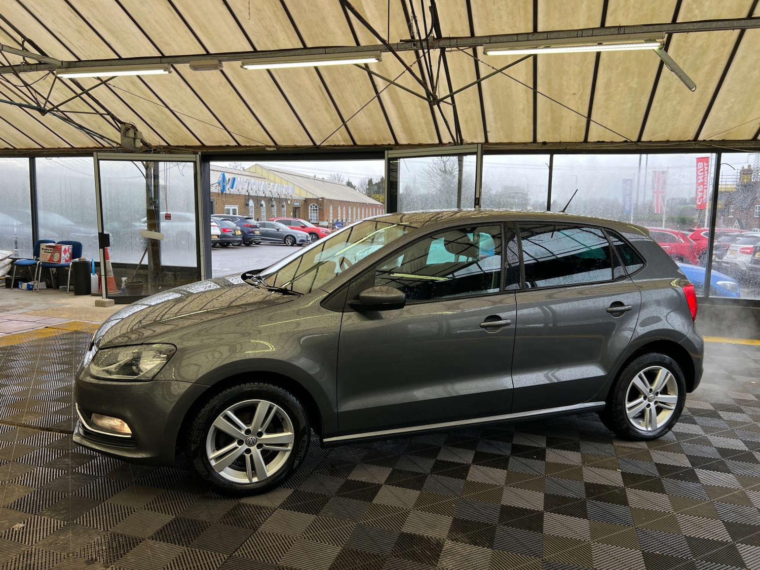 Used Volkswagen Polo 2016 for sale - 77573078: Photo 5