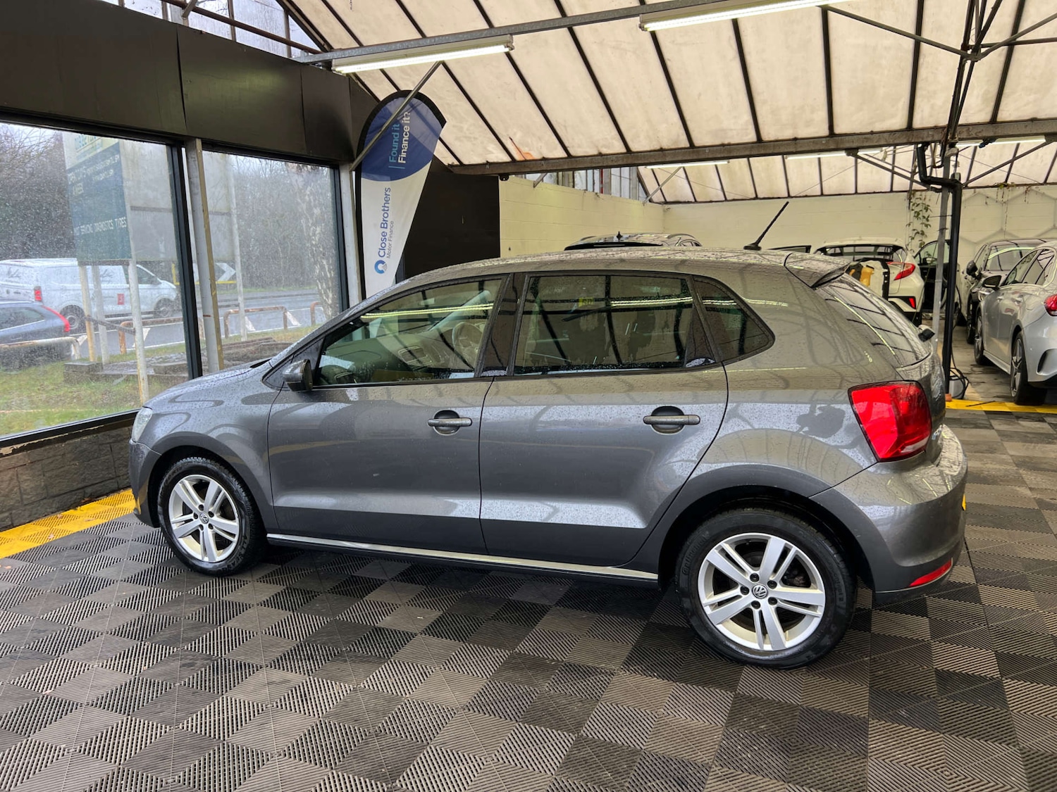 Used Volkswagen Polo 2016 for sale - 77573078: Photo 7