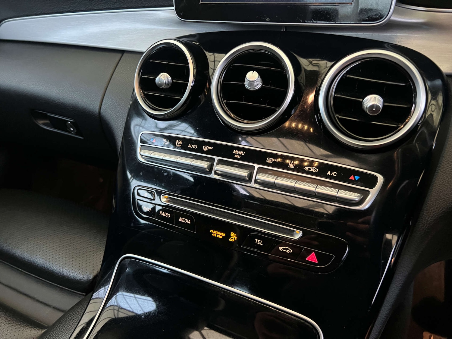 Used Mercedes-Benz C Class 2018 for sale - 77038540: Photo 19