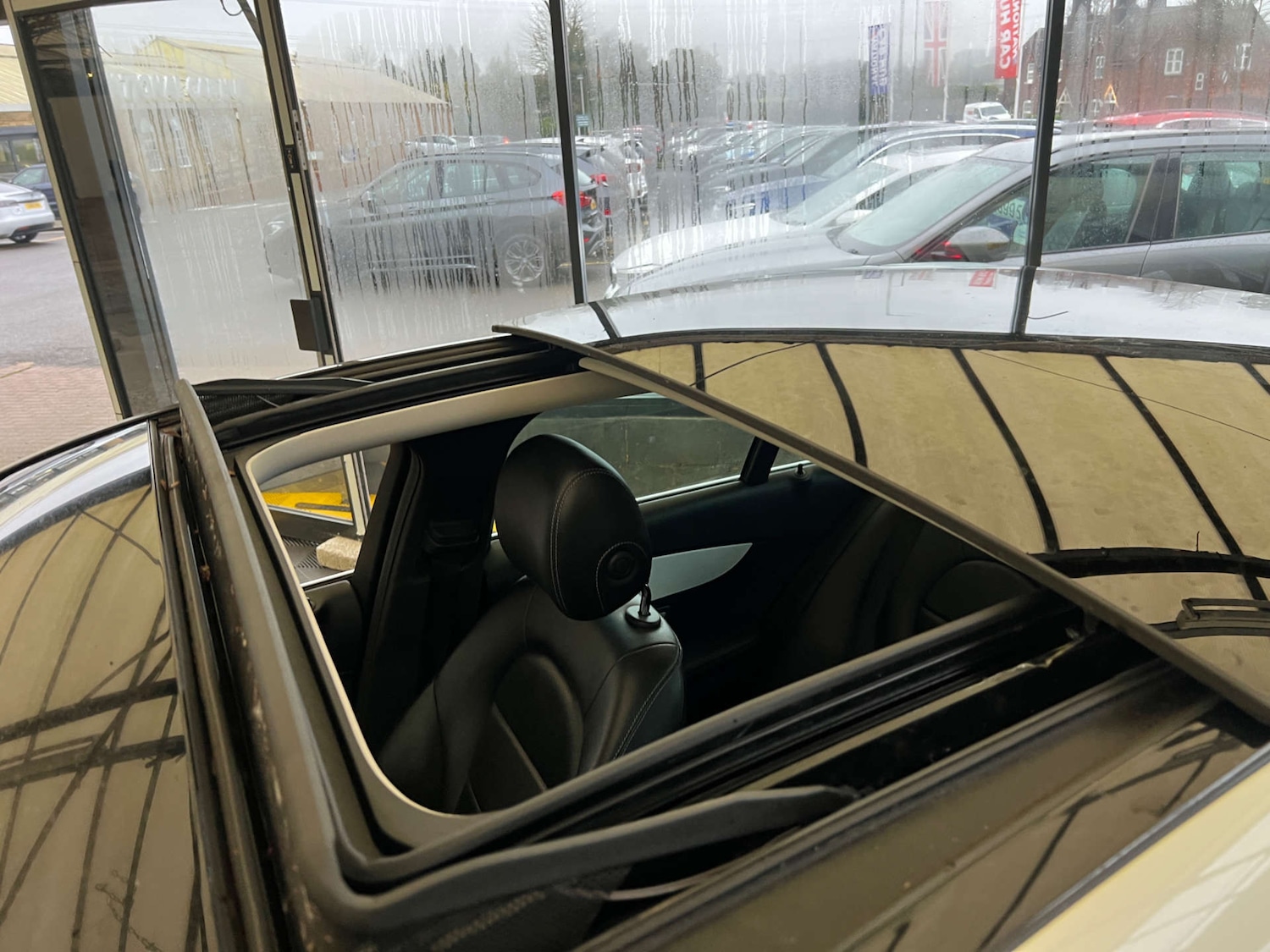 Used Mercedes-Benz C Class 2018 for sale - 77038540: Photo 30