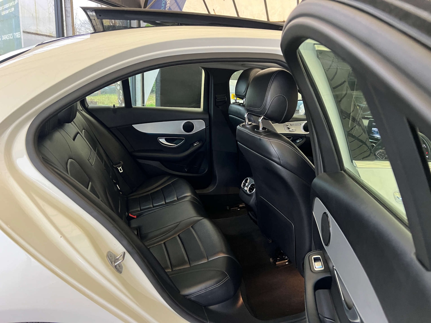 Used Mercedes-Benz C Class 2018 for sale - 77038540: Photo 32