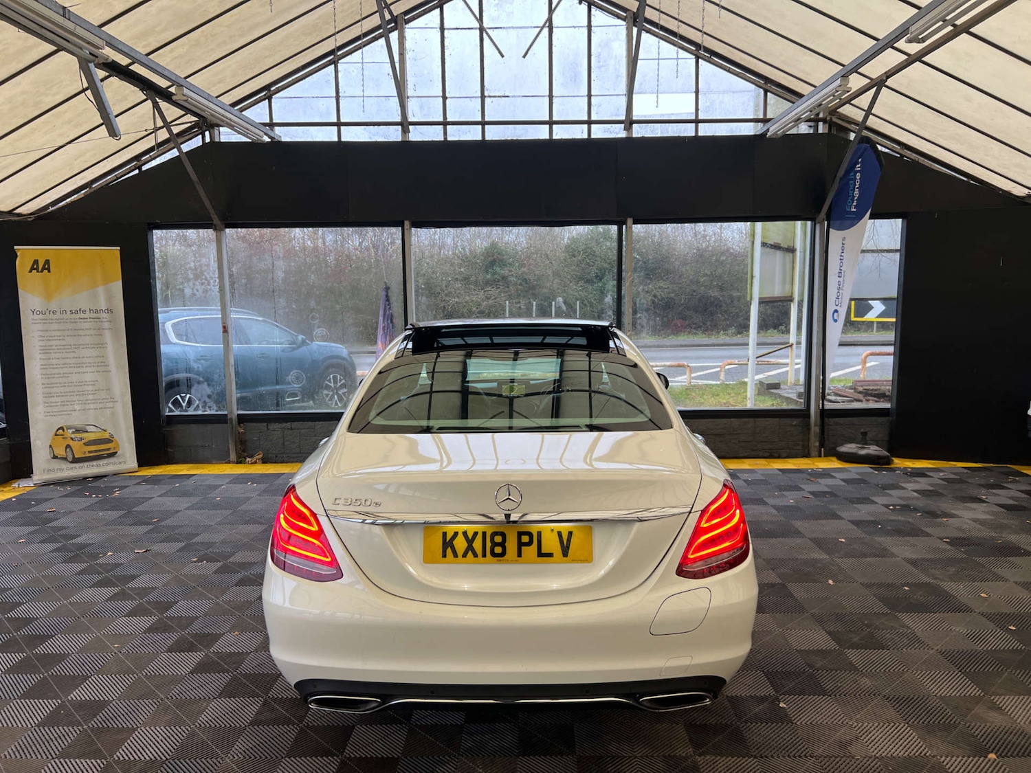 Used Mercedes-Benz C Class 2018 for sale - 77038540: Photo 6