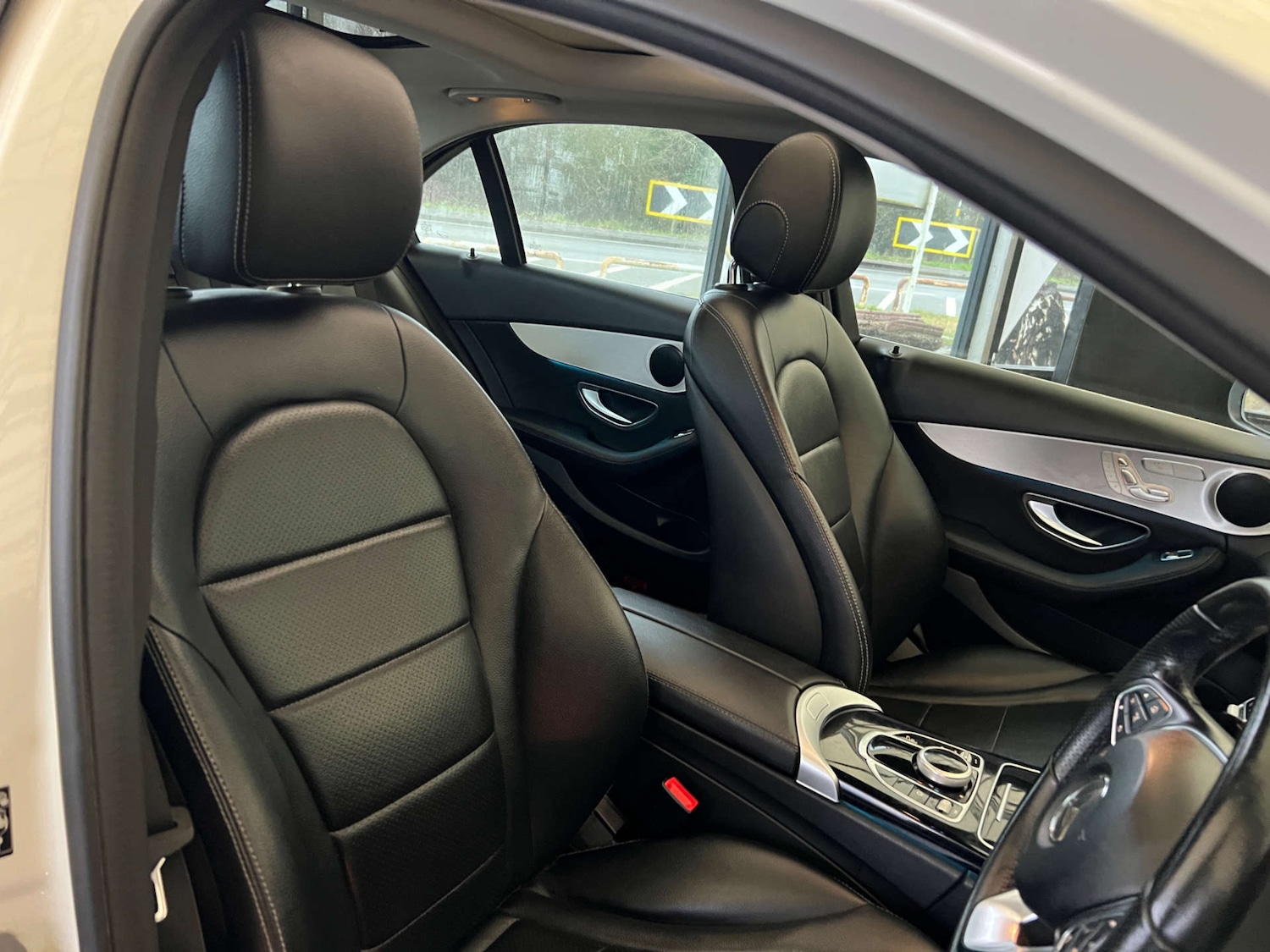 Used Mercedes-Benz C Class 2018 for sale - 77038540: Photo 9