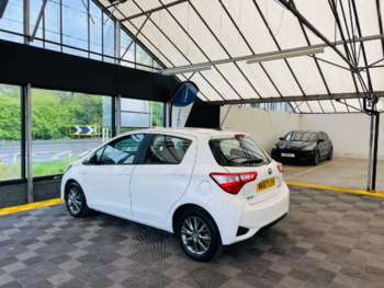Used Toyota Yaris 2017 for sale - 74568236: Photo