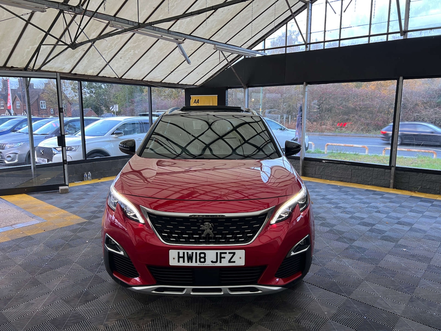 Used Peugeot 3008 2018 for sale - 76521206: Photo 2