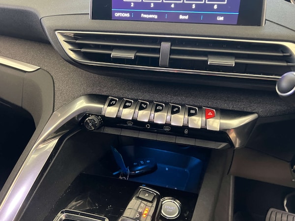 Used Peugeot 5008 2018 for sale - 76253843: Photo 14