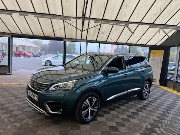 Used Peugeot 5008 2018 for sale - 76253843: Photo 2