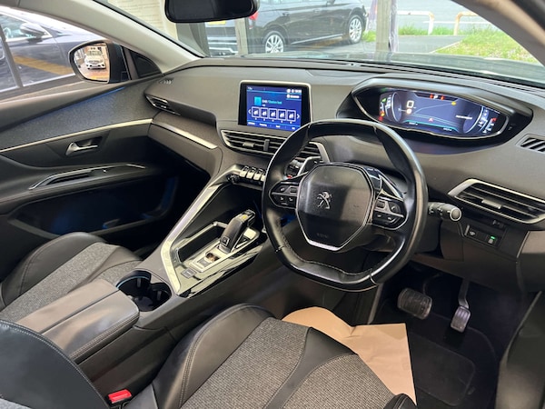 Used Peugeot 5008 2018 for sale - 76253843: Photo 8