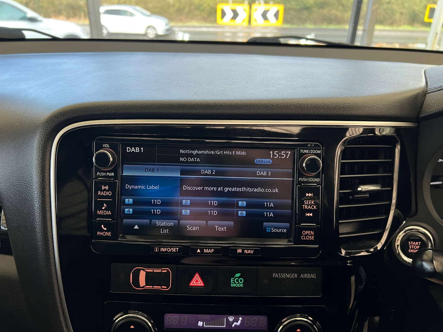 Used Mitsubishi Outlander 2017 for sale - 77888857: Photo 15