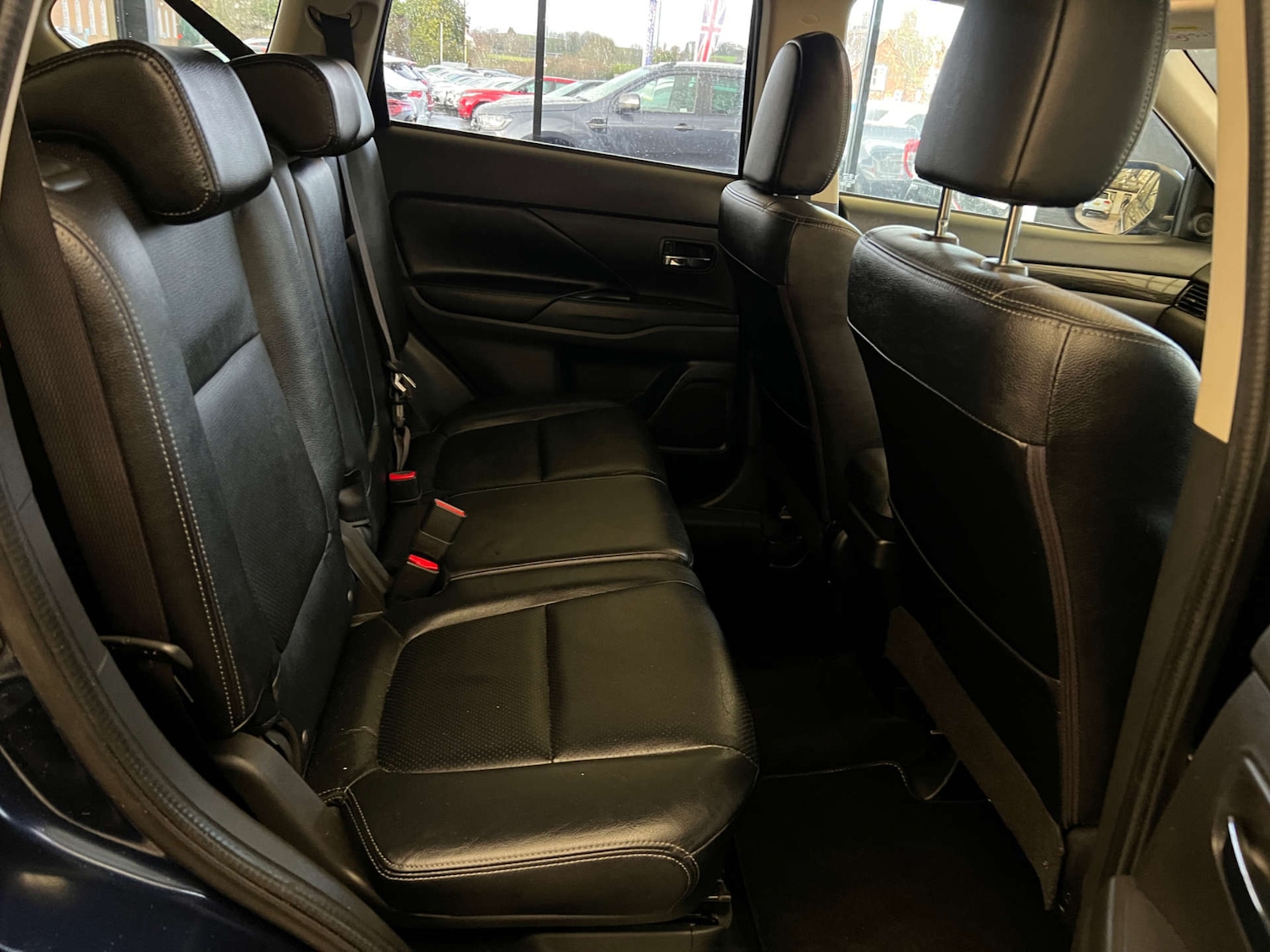 Used Mitsubishi Outlander 2017 for sale - 77888857: Photo 20