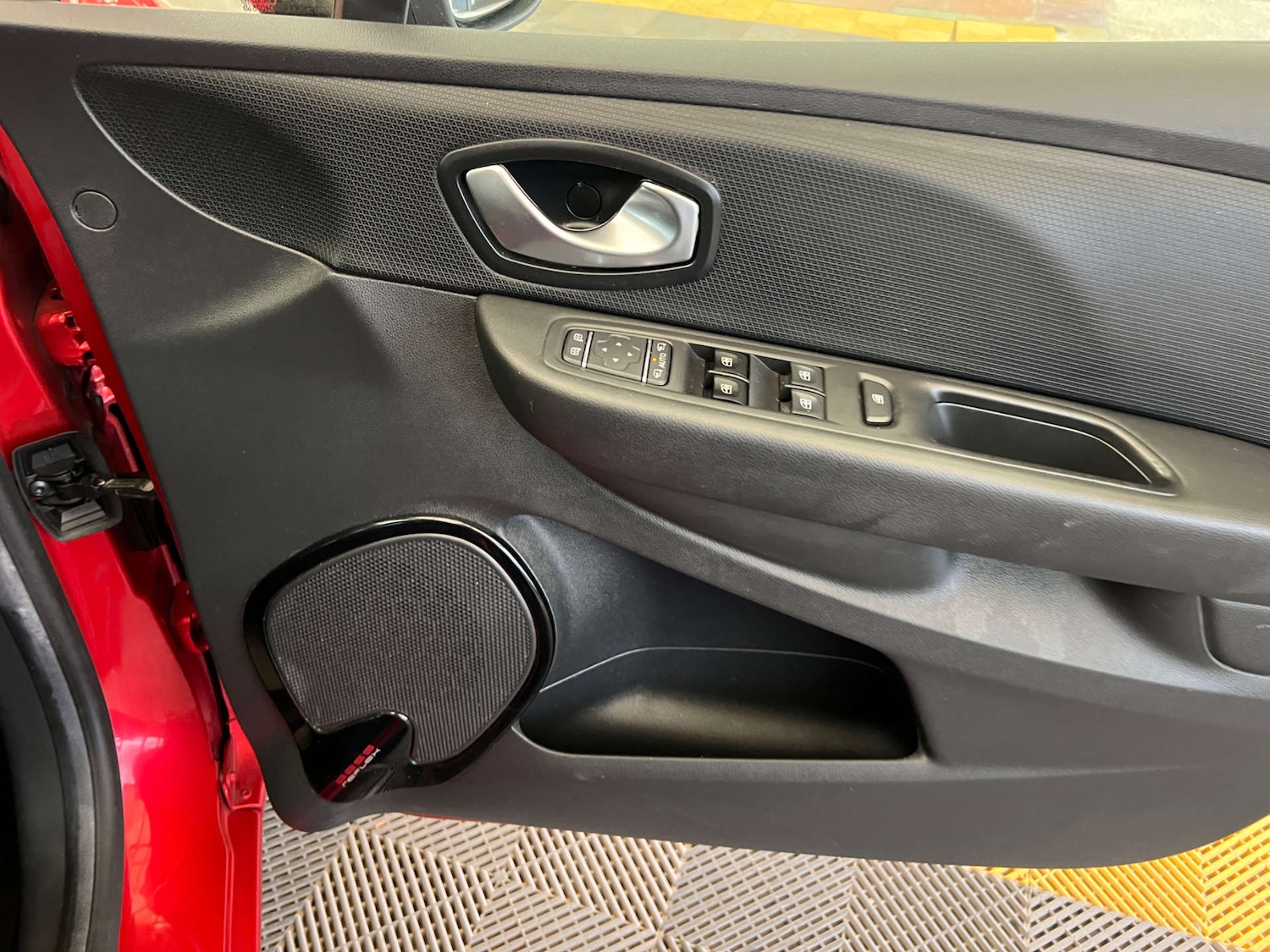 Used Renault Clio 2018 for sale - 76362813: Photo 14