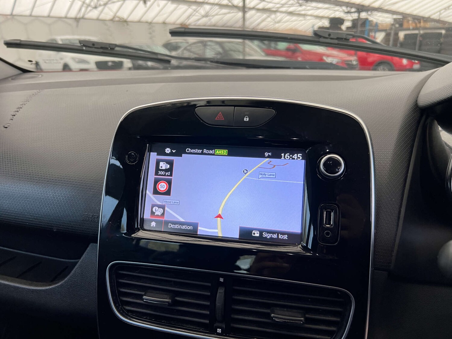 Used Renault Clio 2018 for sale - 76362813: Photo 23