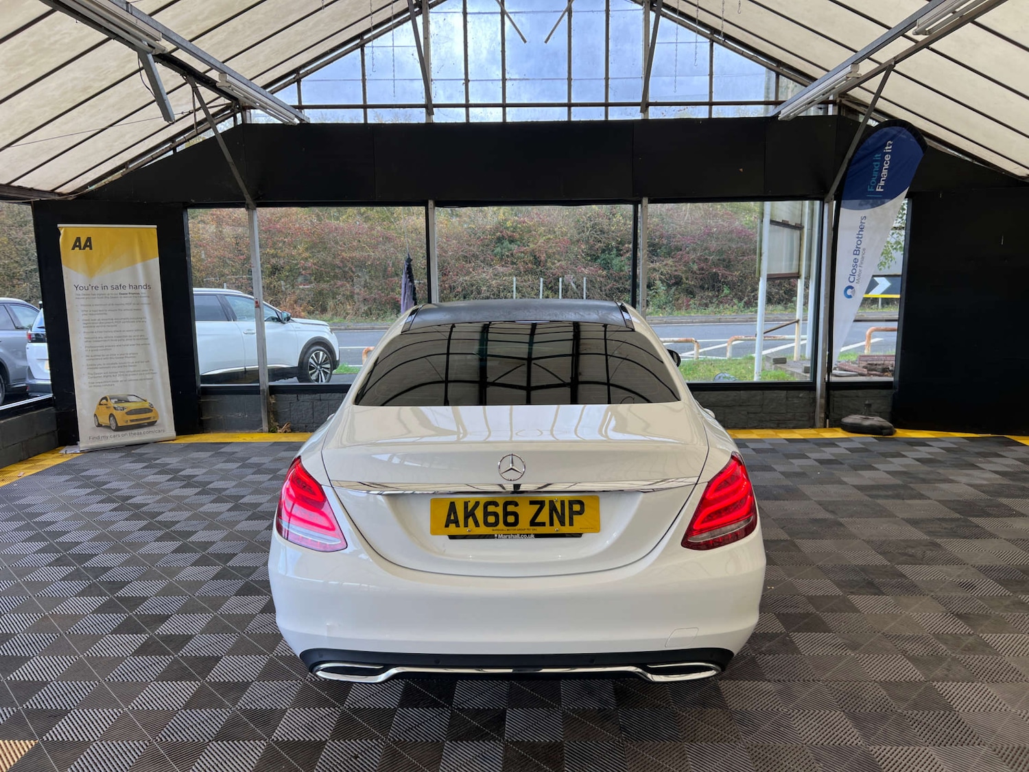 Used Mercedes-Benz C Class 2016 for sale - 76412609: Photo 7