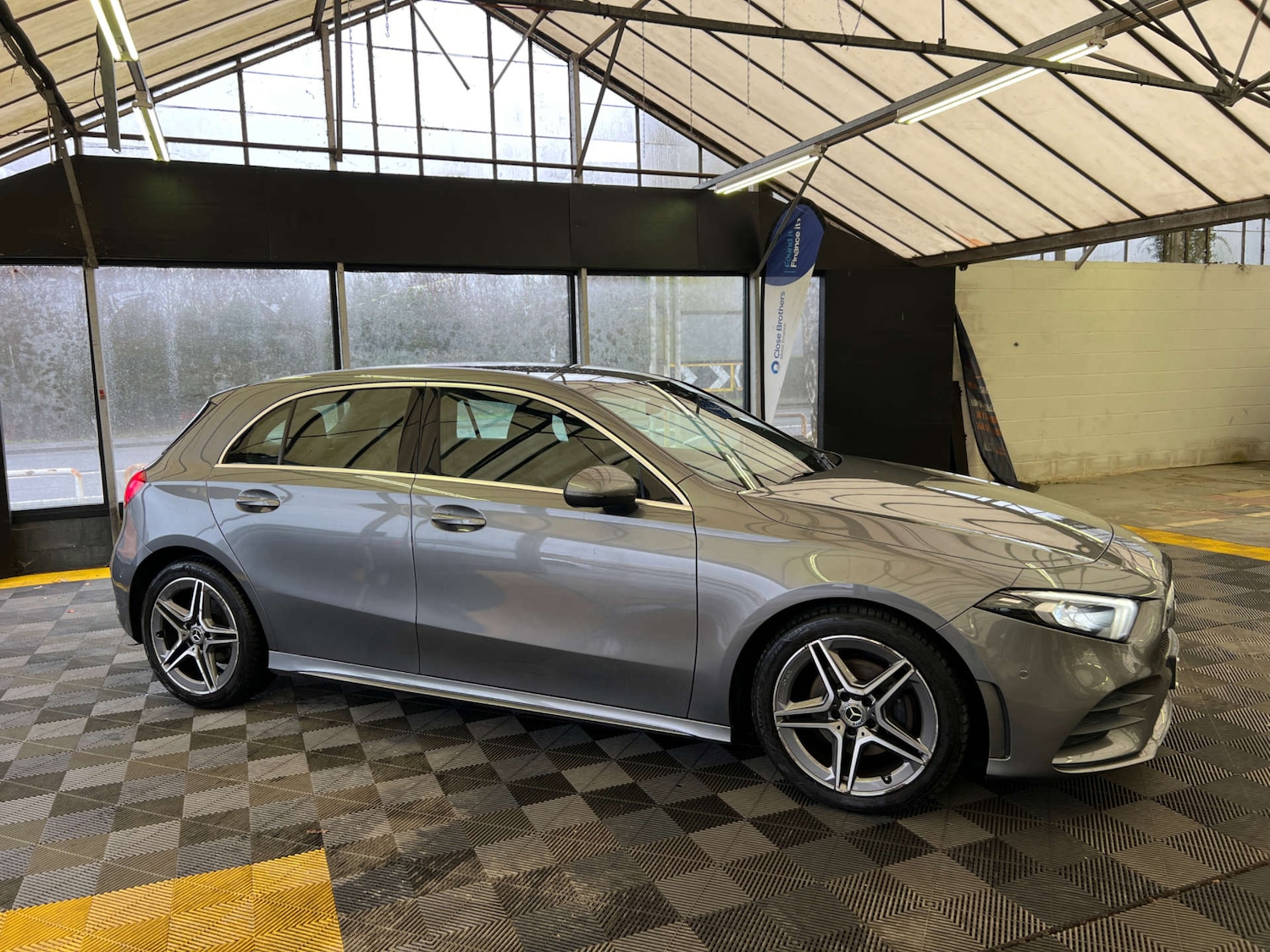 Used Mercedes-Benz A-Class 2019 for sale - 77547671: Photo 3