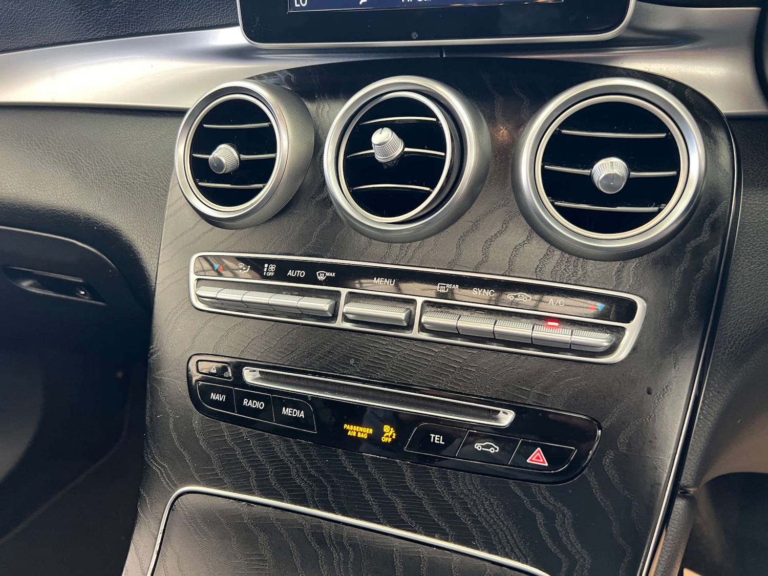 Used Mercedes-Benz GLC 2018 for sale - 76127572: Photo 20