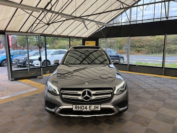Used Mercedes-Benz GLC 2018 for sale - 76127572: Photo
