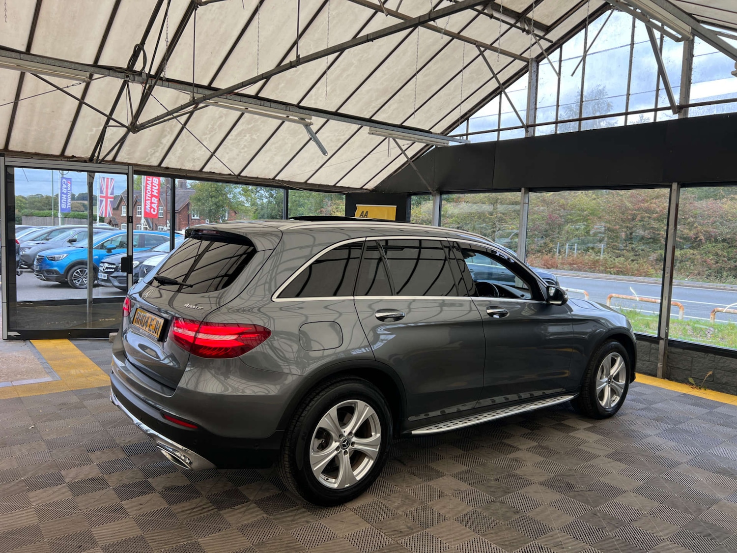 Used Mercedes-Benz GLC 2018 for sale - 76127572: Photo 7