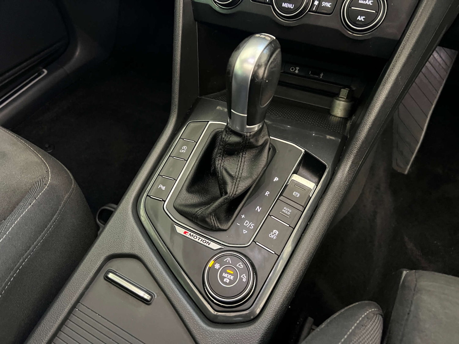 Used Volkswagen Tiguan 2017 for sale - 77262717: Photo 17