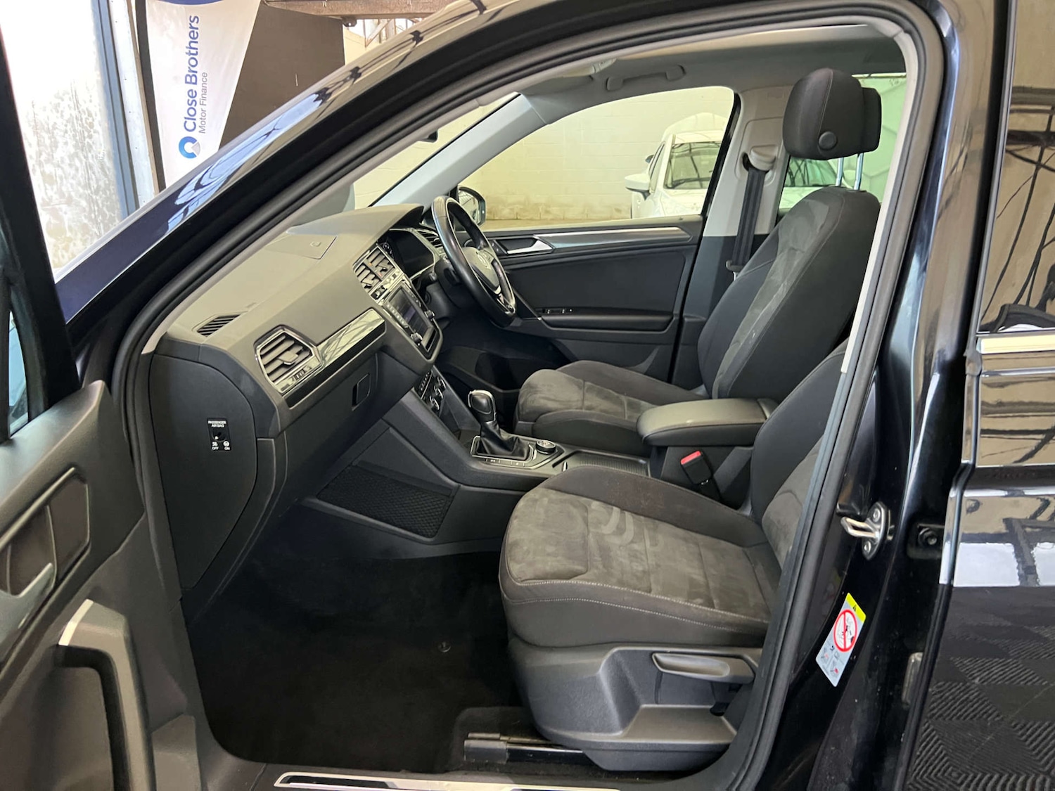 Used Volkswagen Tiguan 2017 for sale - 77262717: Photo 23