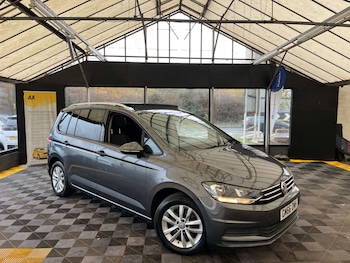 Volkswagen - Touran