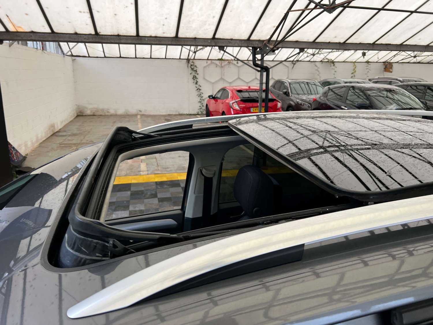 Used Volkswagen Touran 2017 for sale - 76541323: Photo 27