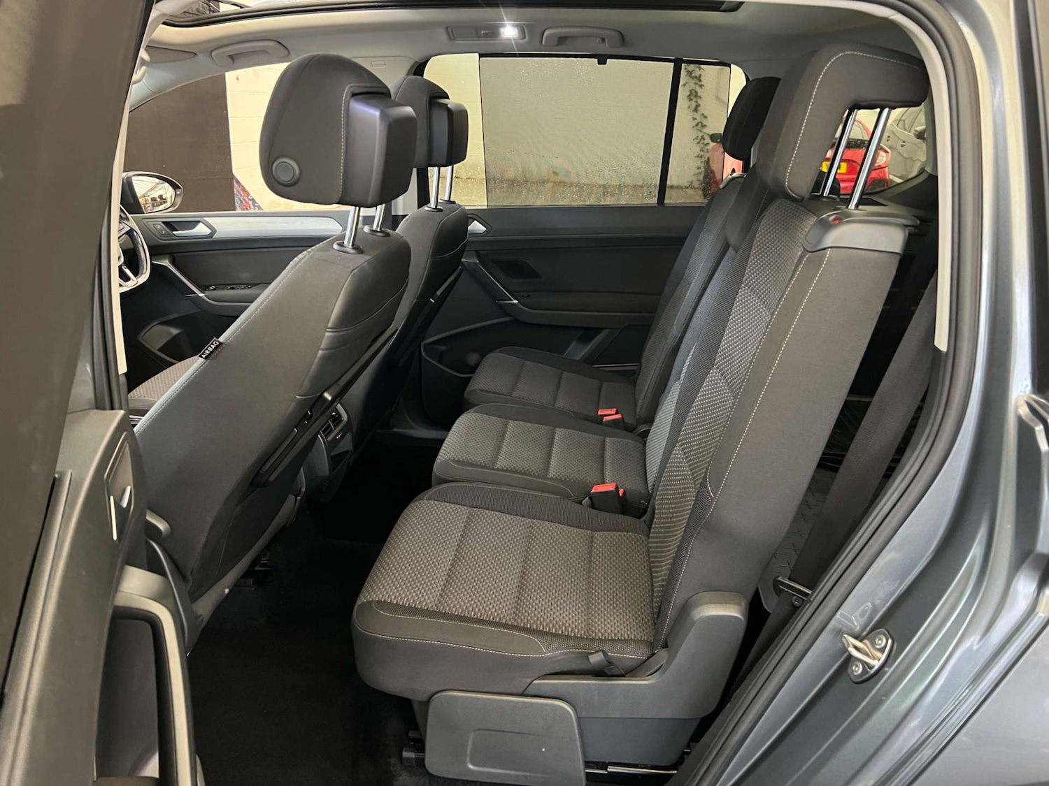 Used Volkswagen Touran 2017 for sale - 76541323: Photo 29