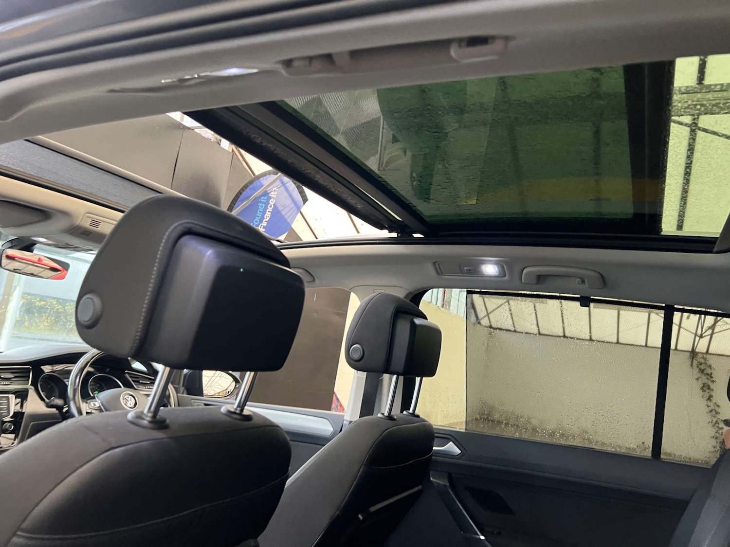 Used Volkswagen Touran 2017 for sale - 76541323: Photo 31