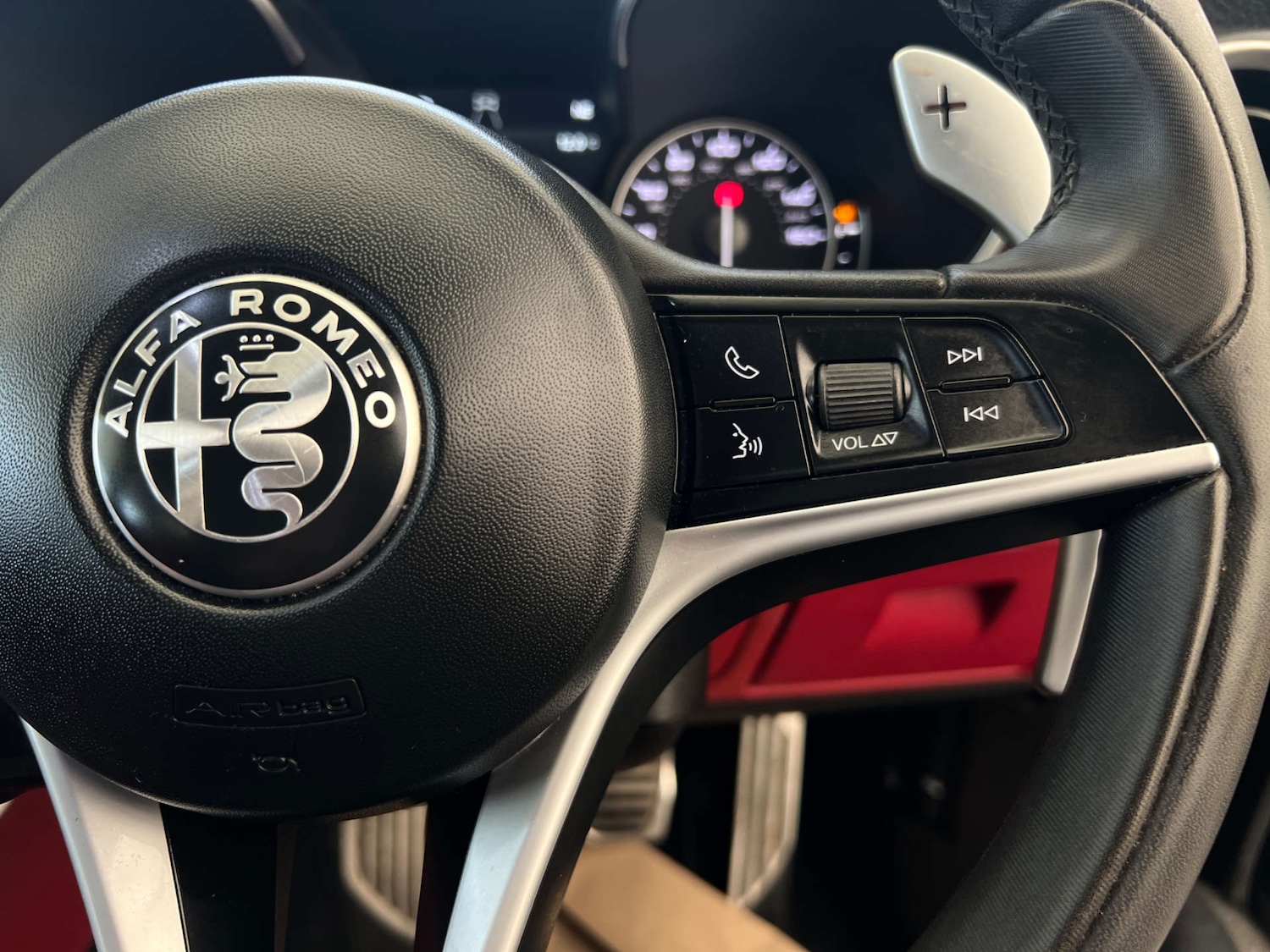 Used Alfa Romeo Stelvio 2017 for sale - 77736140: Photo 16