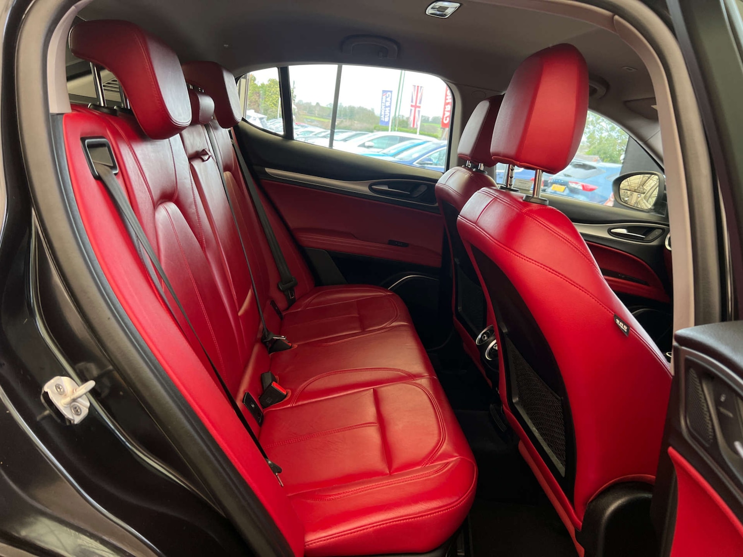 Used Alfa Romeo Stelvio 2017 for sale - 77736140: Photo 24