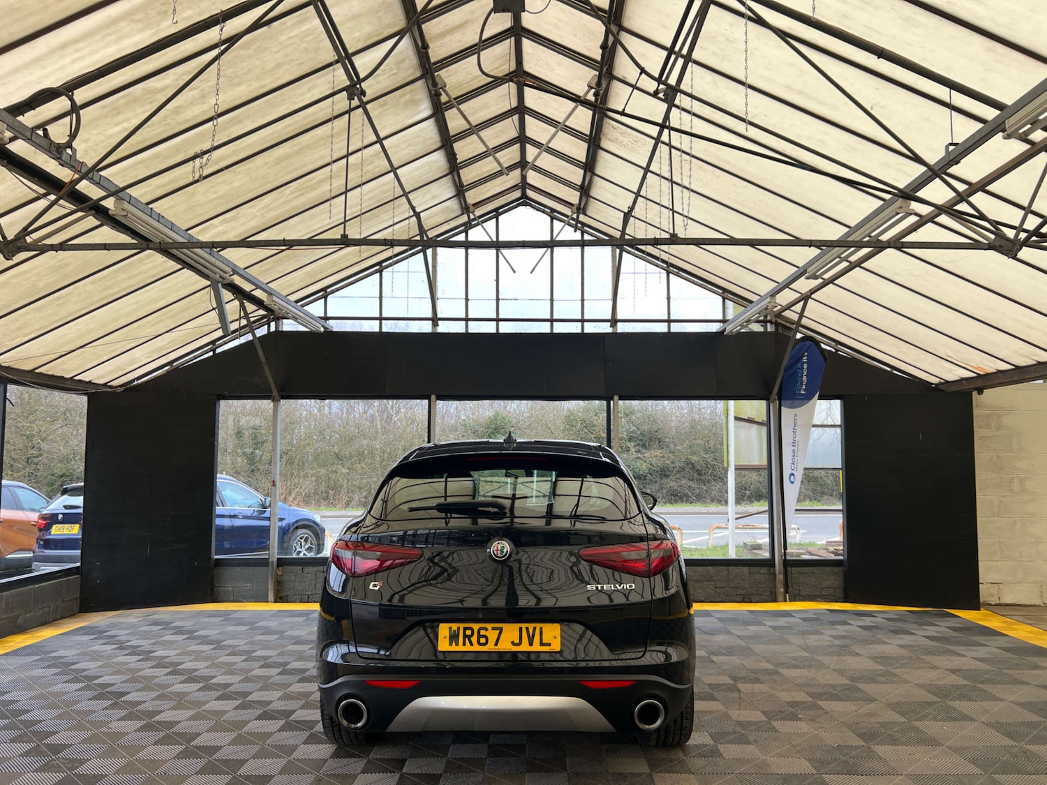 Used Alfa Romeo Stelvio 2017 for sale - 77736140: Photo 8