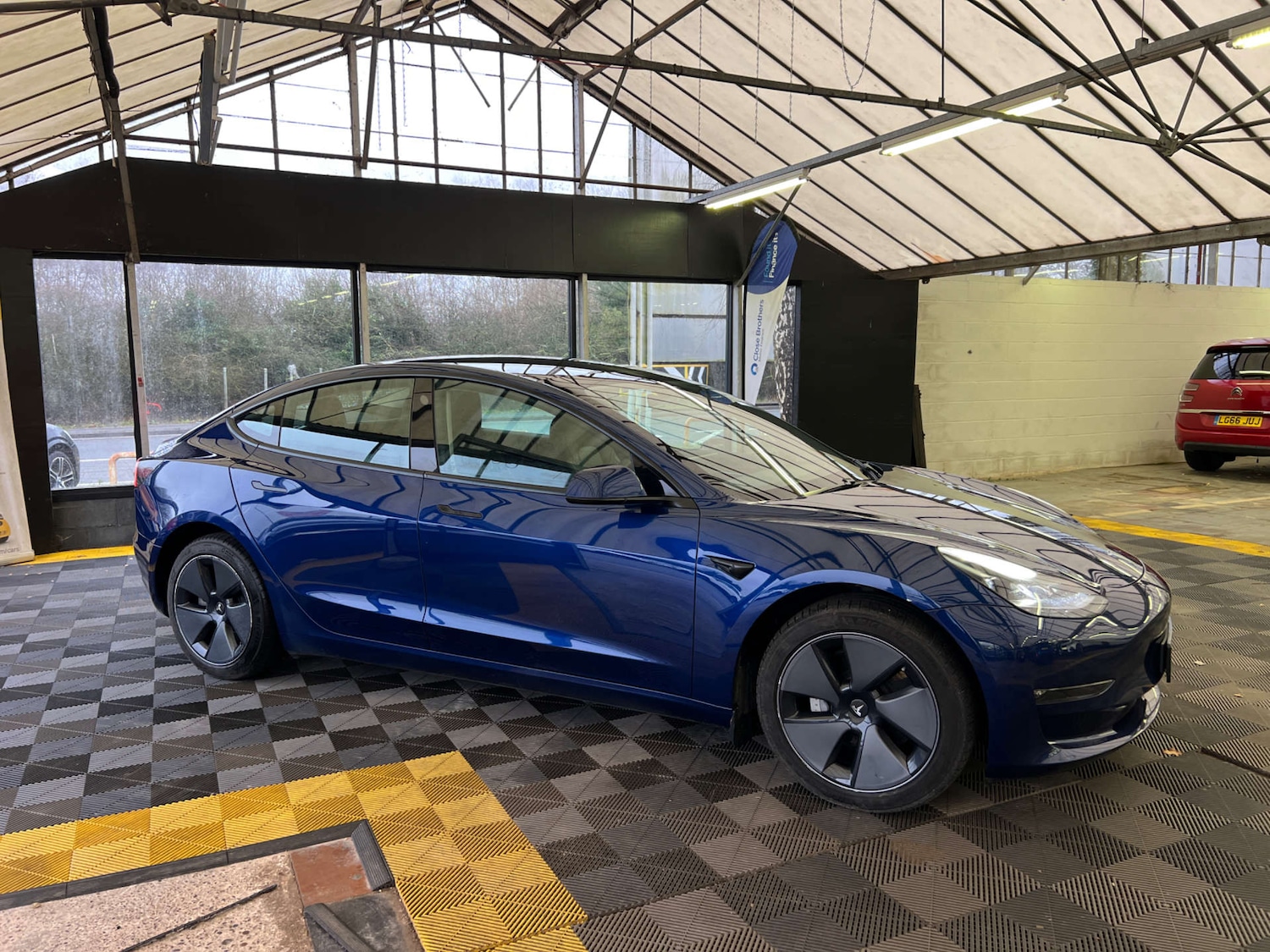 Used Tesla Model 3 2022 for sale - 77830761: Photo 3