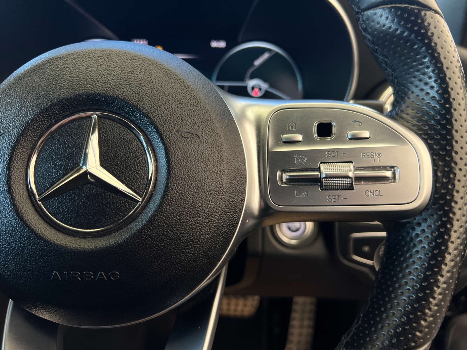 Used Mercedes-Benz C Class 2020 for sale - 77946380: Photo 16