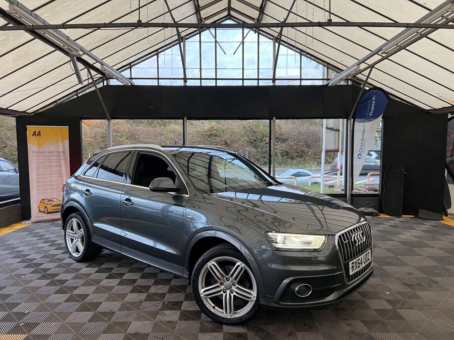 Used Audi Q3 2014 for sale - 76601657: Photo 1