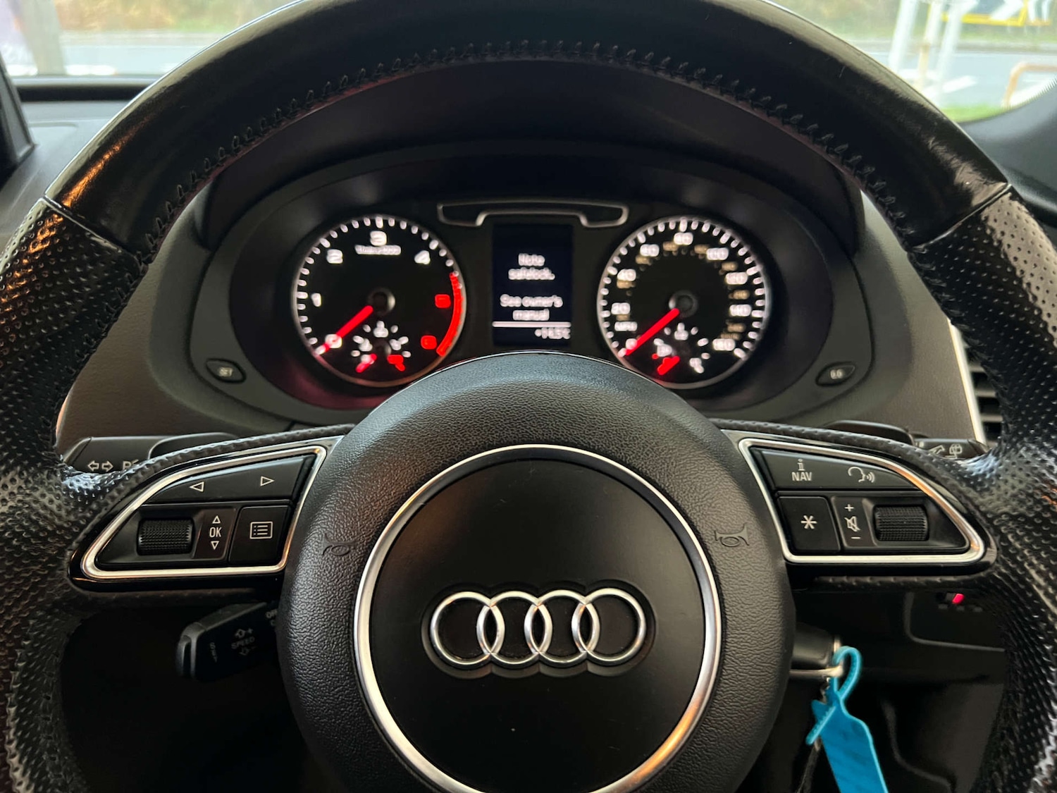 Used Audi Q3 2014 for sale - 76601657: Photo 11