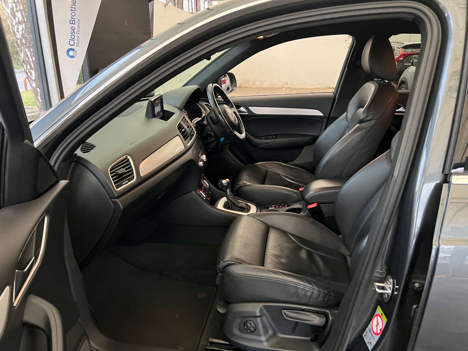 Used Audi Q3 2014 for sale - 76601657: Photo 24