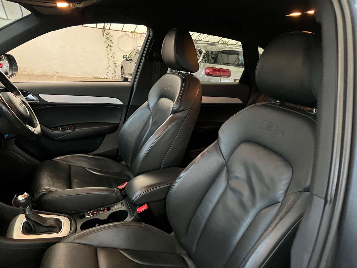 Used Audi Q3 2014 for sale - 76601657: Photo 26