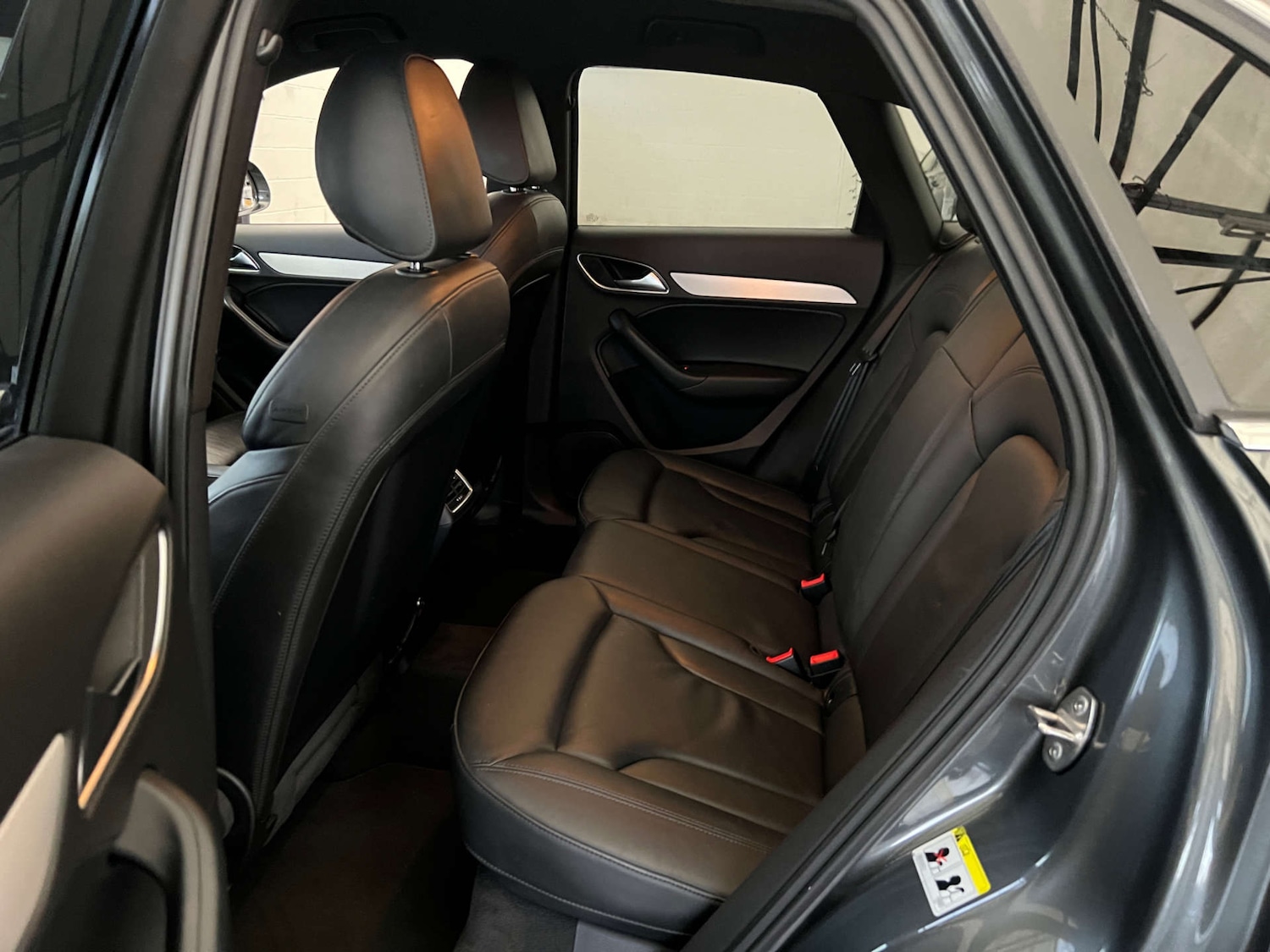 Used Audi Q3 2014 for sale - 76601657: Photo 29