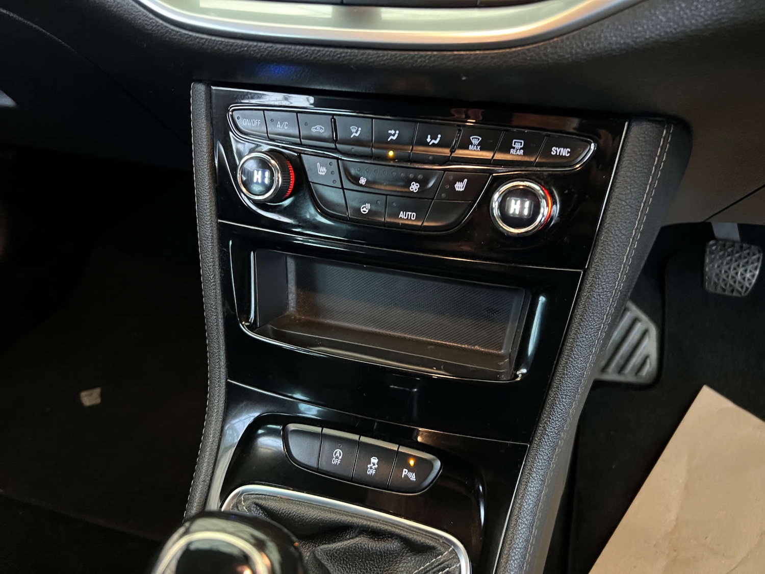 Used Vauxhall Astra 2019 for sale - 76165318: Photo 18