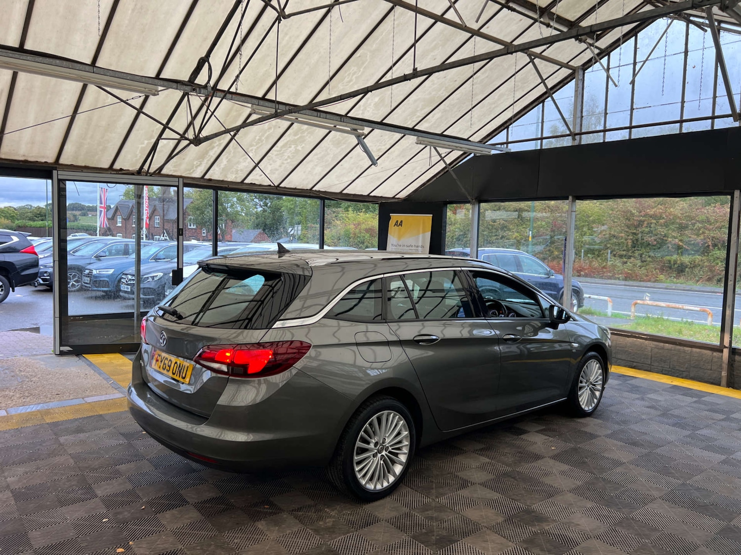 Used Vauxhall Astra 2019 for sale - 76165318: Photo 8