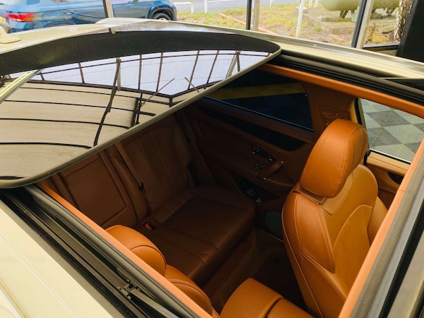 Used Bentley Bentayga 2019 for sale - 74568179: Photo 13