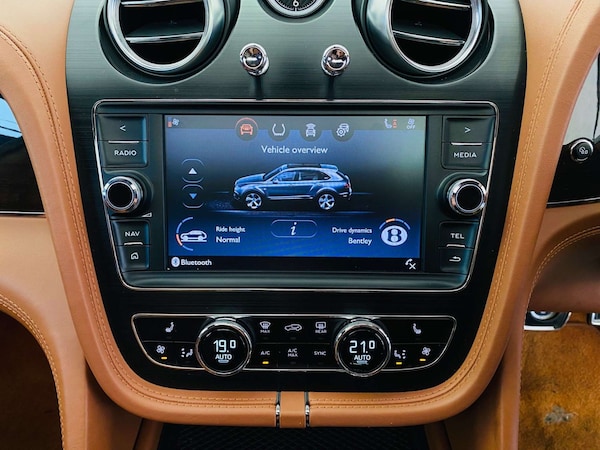 Used Bentley Bentayga 2019 for sale - 74568179: Photo 33