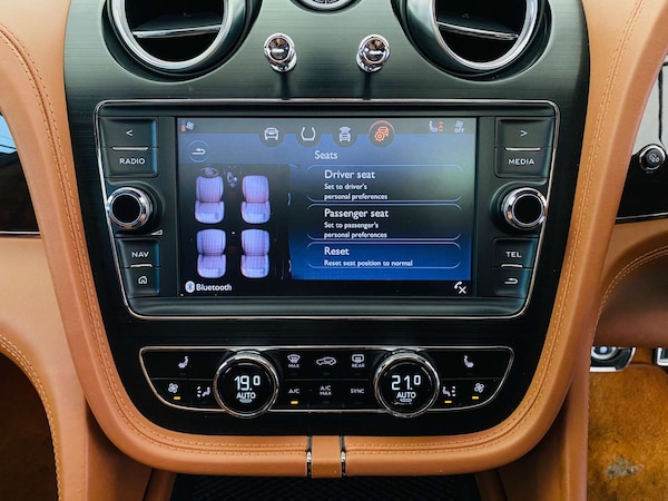 Used Bentley Bentayga 2019 for sale - 74568179: Photo 37