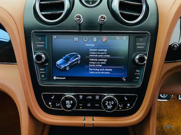 Used Bentley Bentayga 2019 for sale - 74568179: Photo 40
