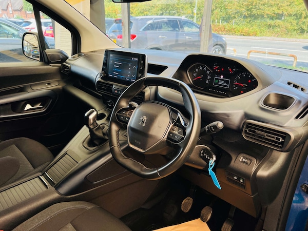 Used Peugeot Rifter 2019 for sale - 75470104: Photo 13