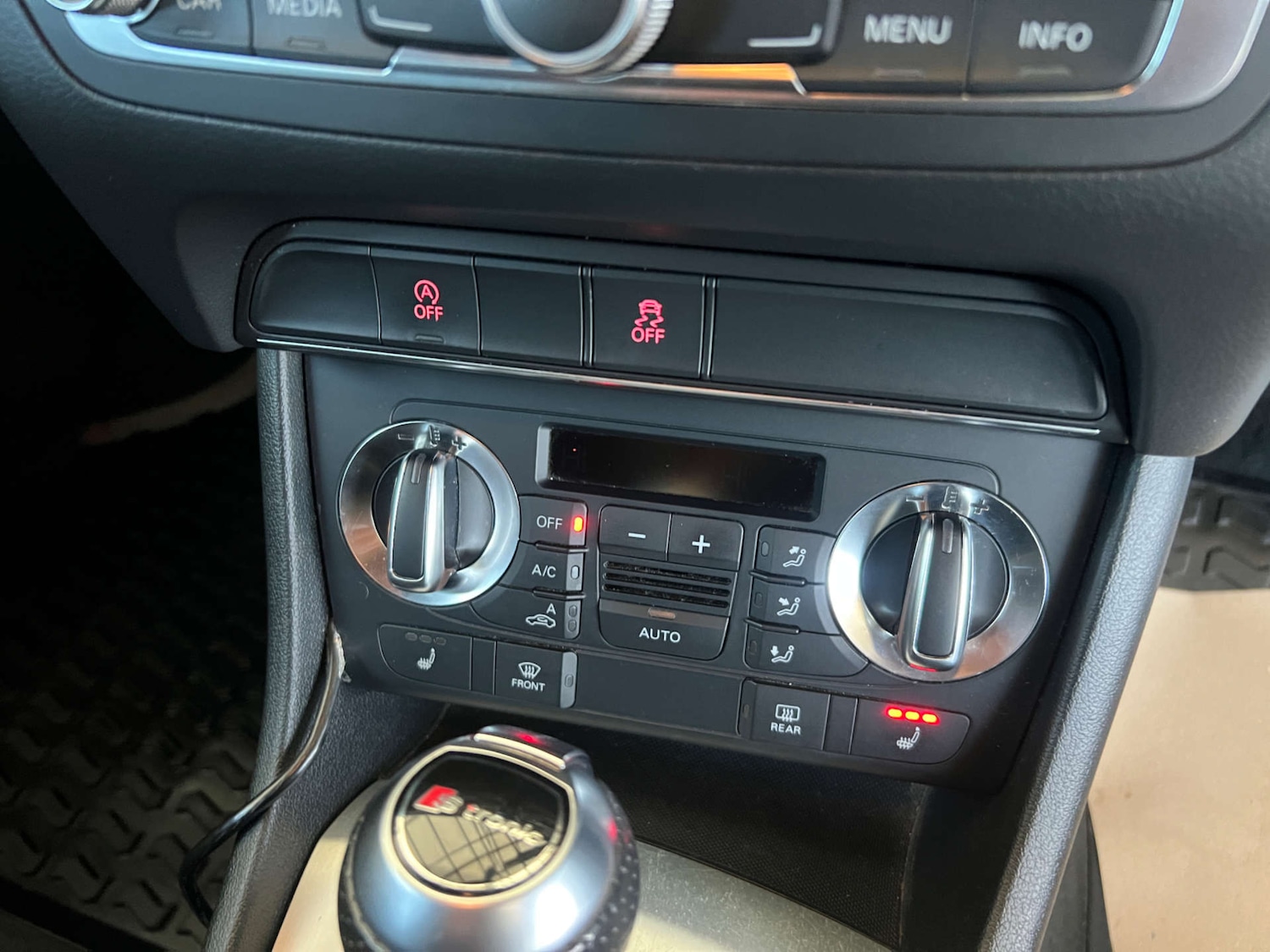 Used Audi Q3 2014 for sale - 76618862: Photo 16