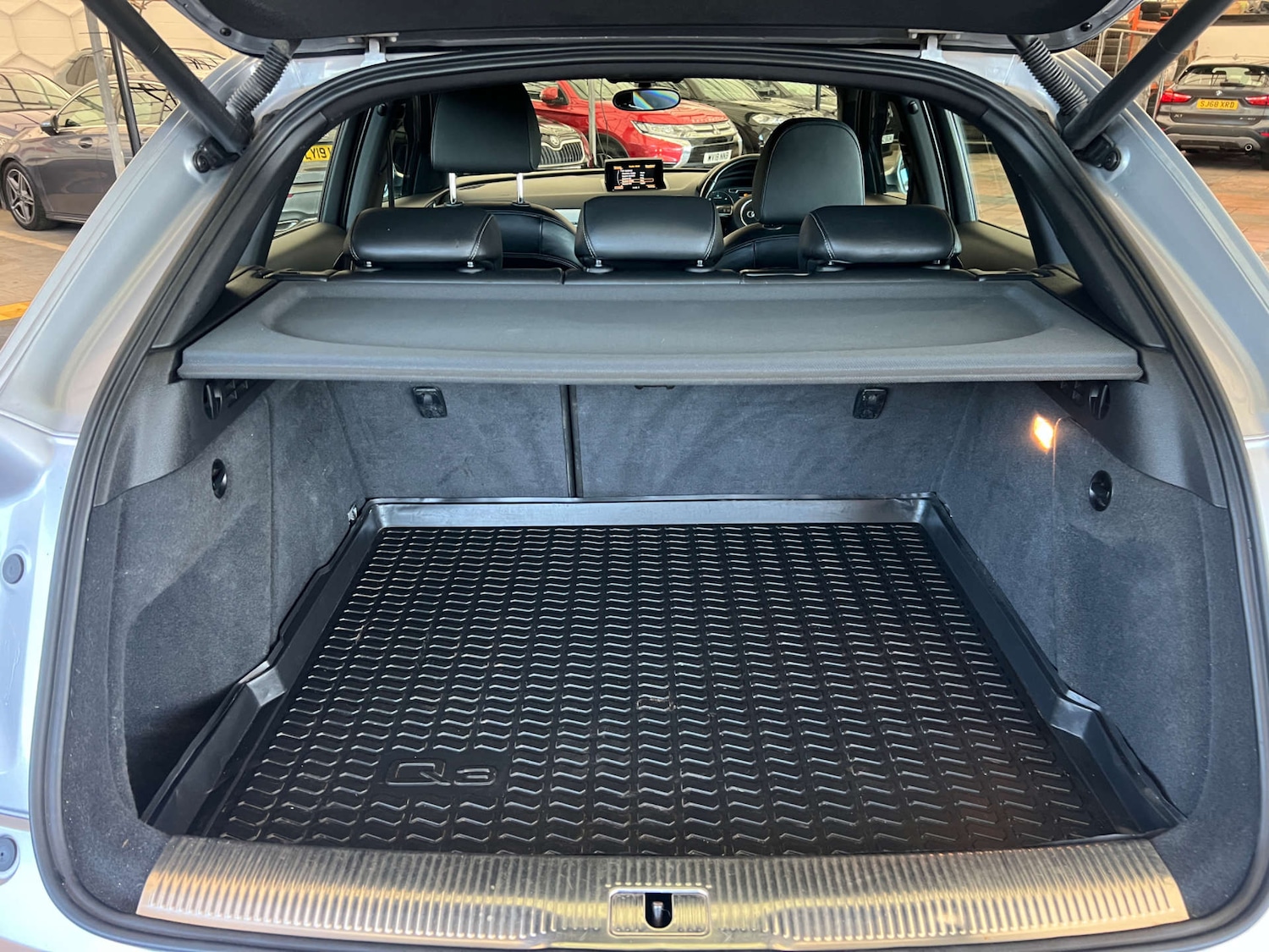 Used Audi Q3 2014 for sale - 76618862: Photo 29