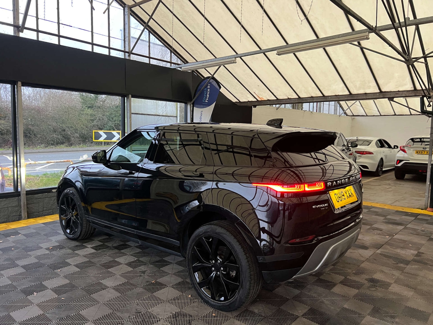 Used Land Rover Range Rover Evoque 2019 for sale - 77053563: Photo 5